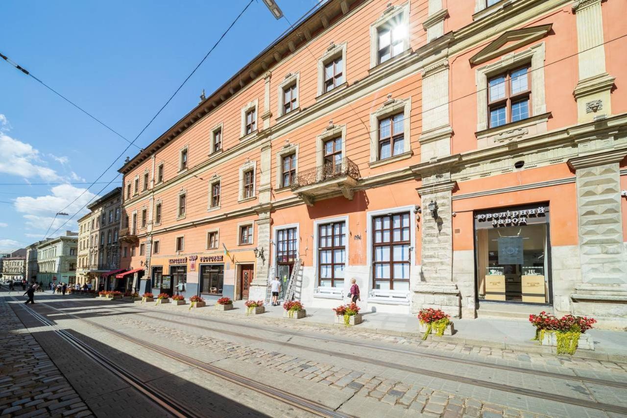 Апартаменти На Площі Ринок 12 Lviv Dış mekan fotoğraf