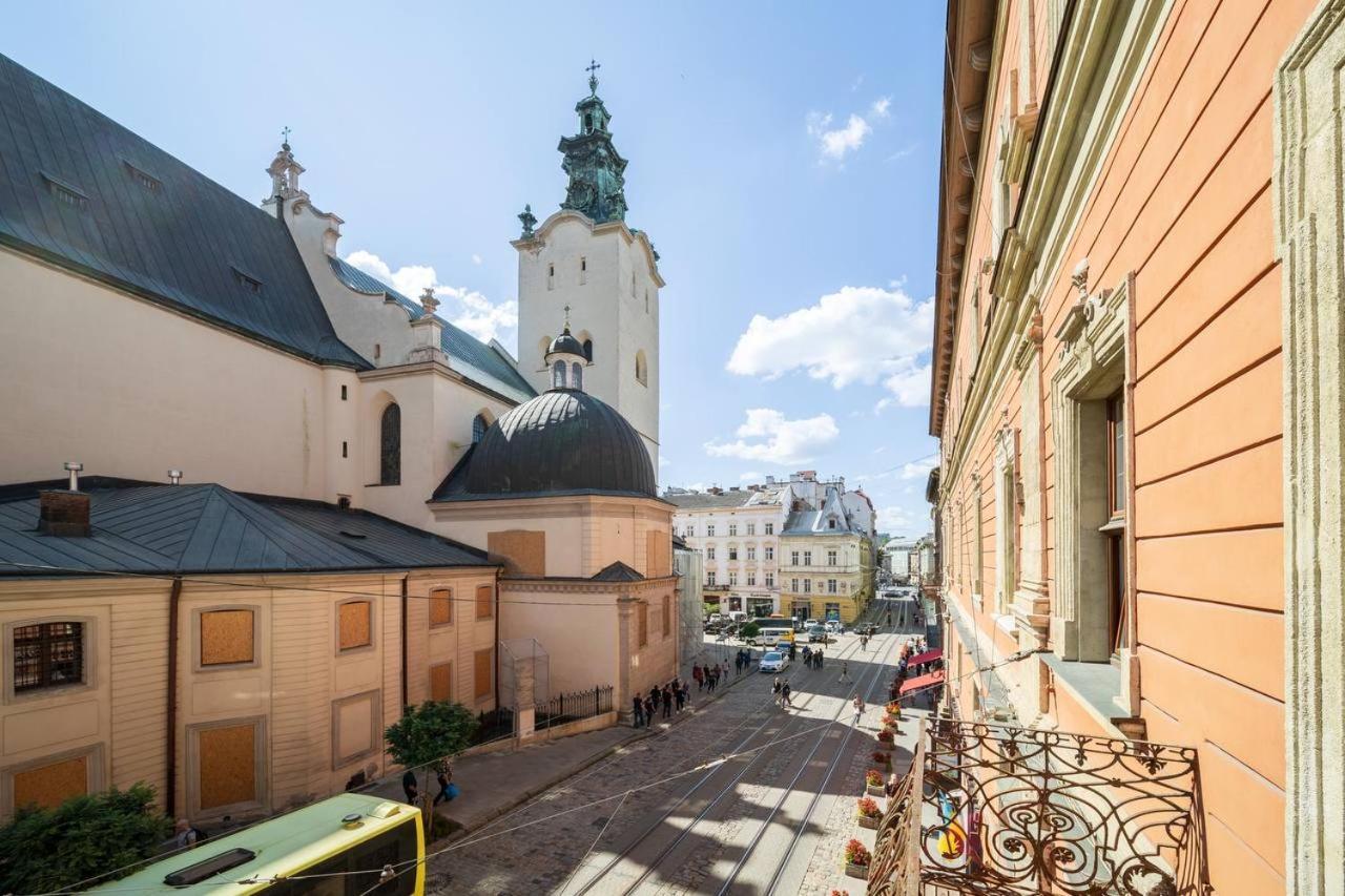 Апартаменти На Площі Ринок 12 Lviv Dış mekan fotoğraf