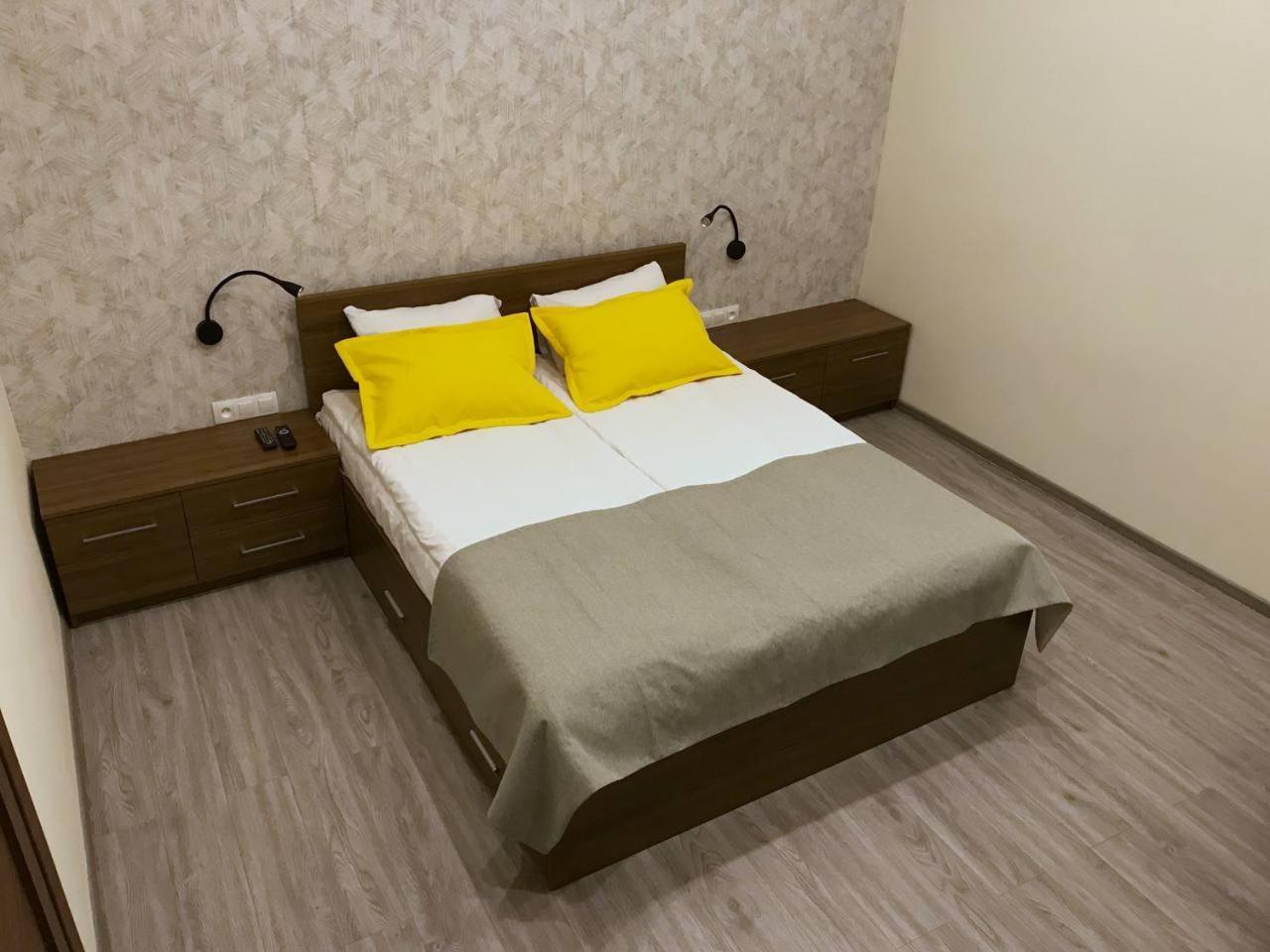 Апартаменти На Площі Ринок 12 Lviv Dış mekan fotoğraf